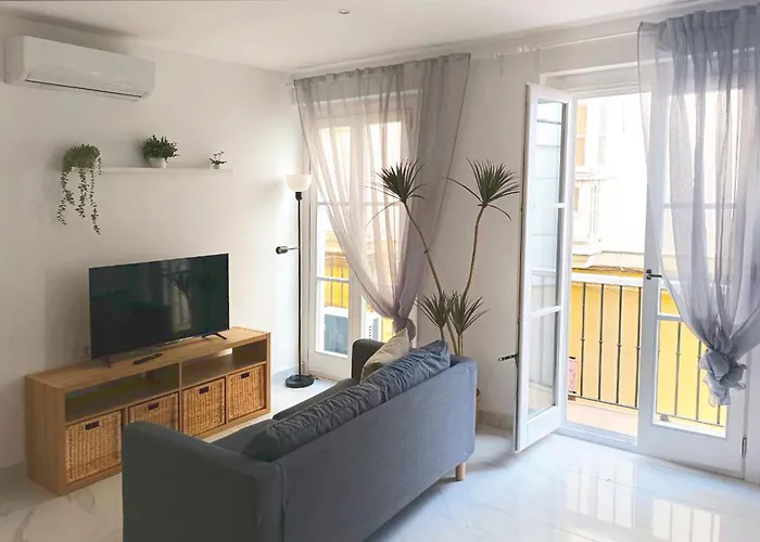 Апартаменти Gran Teatro Falla