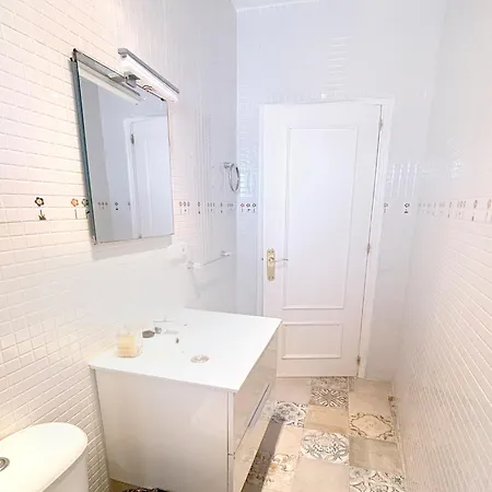 Apartman Gran Teatro Falla *