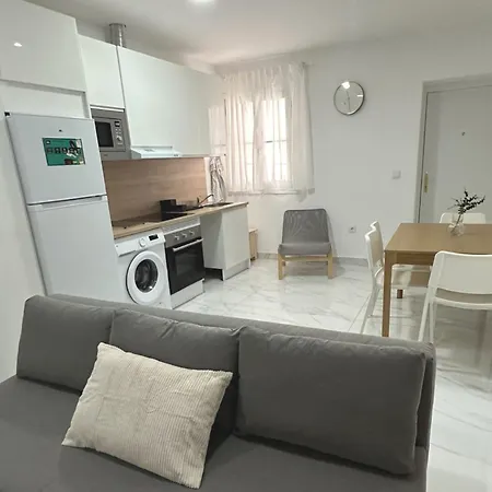 Apartman Gran Teatro Falla *